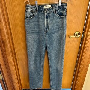 Abercrombie Curve Love 90s Ultra High Rise Straight